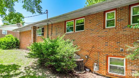 135 Hazelwood Drive Forest City NC 28043