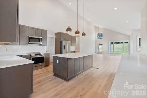 5733 Selkirk Drive Hickory NC 28601