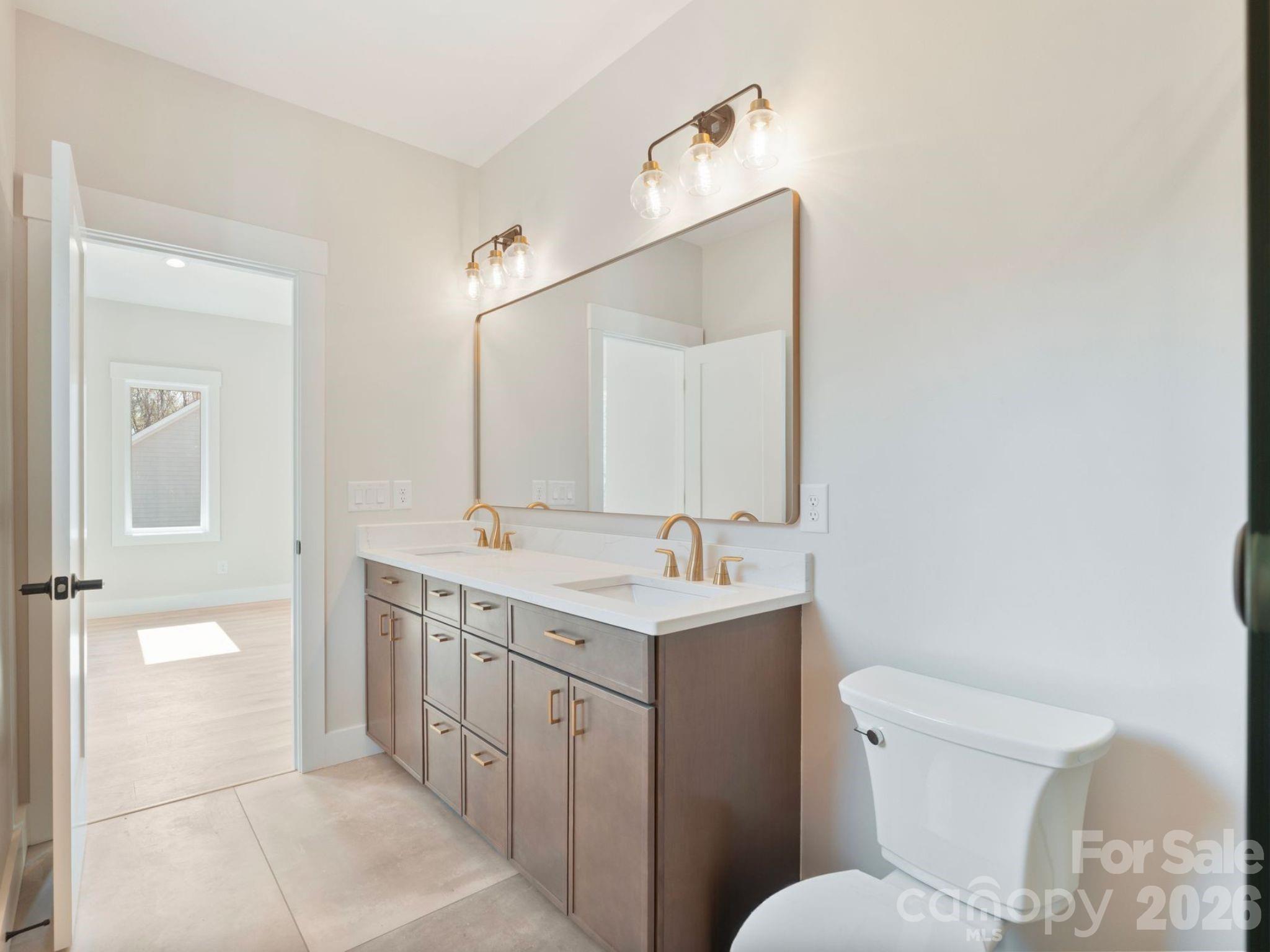 5733 Selkirk Drive Hickory NC 28601