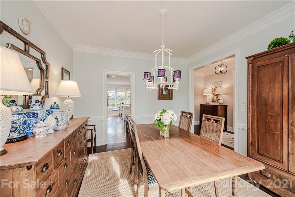 448 Olde Cotswold Court Charlotte NC 28211