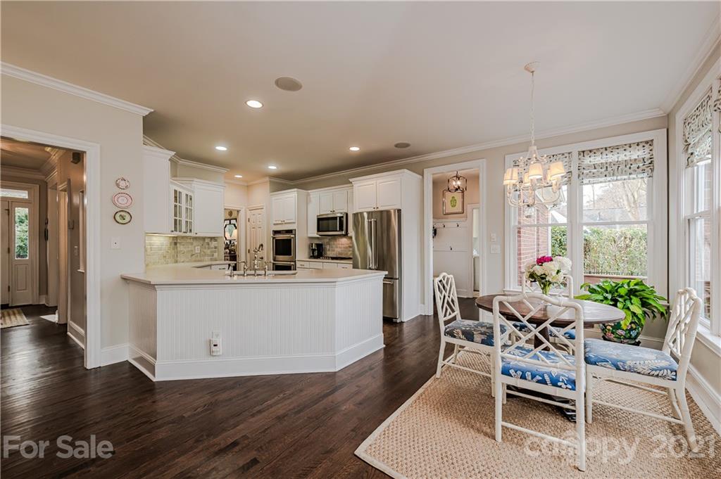 448 Olde Cotswold Court Charlotte NC 28211