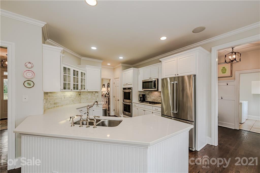 448 Olde Cotswold Court Charlotte NC 28211