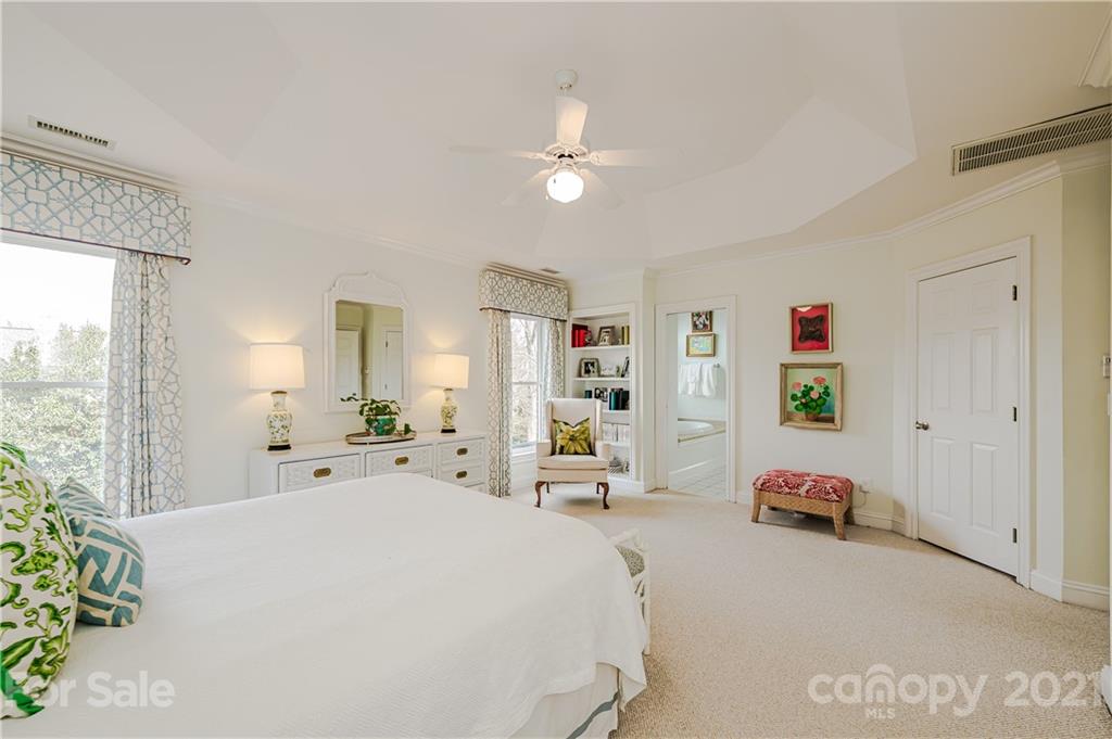 448 Olde Cotswold Court Charlotte NC 28211