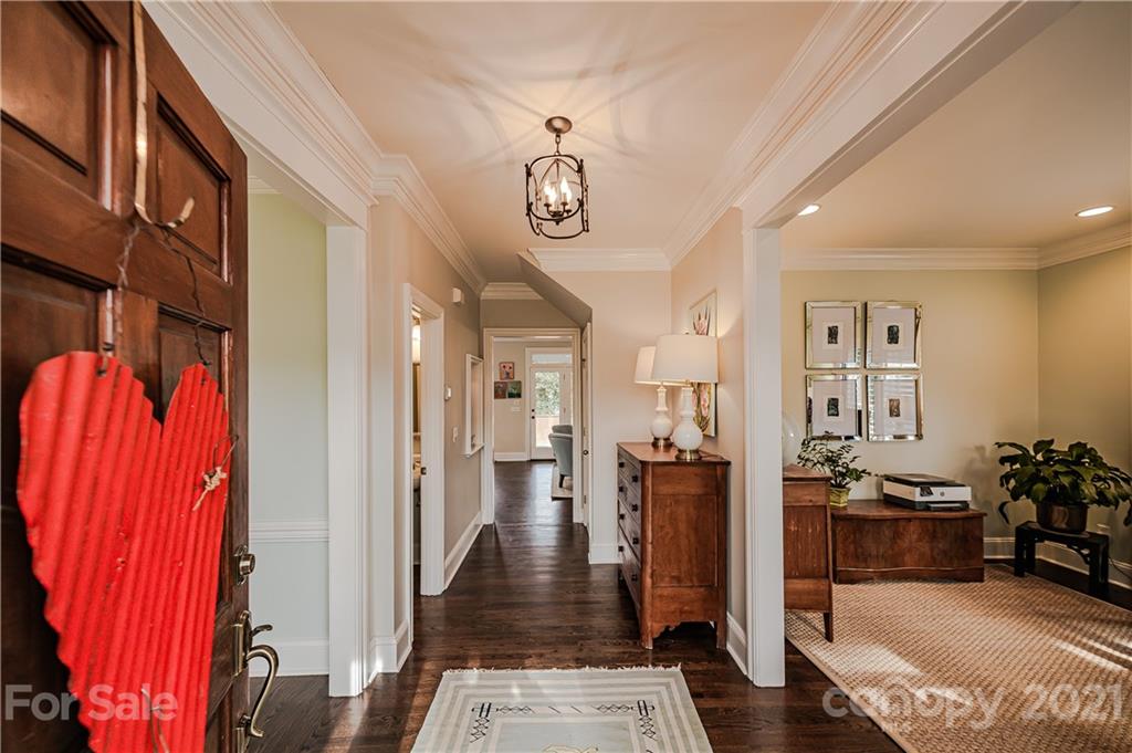 448 Olde Cotswold Court Charlotte NC 28211