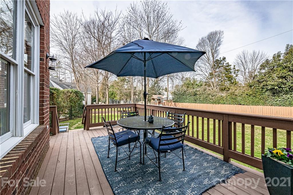 448 Olde Cotswold Court Charlotte NC 28211