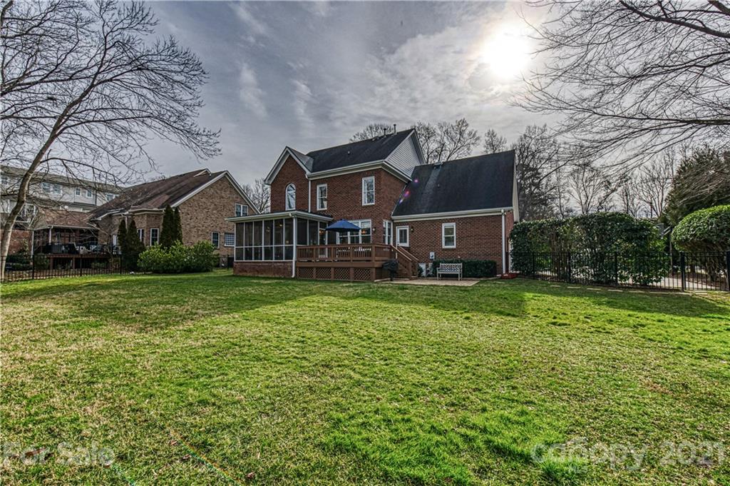 448 Olde Cotswold Court Charlotte NC 28211