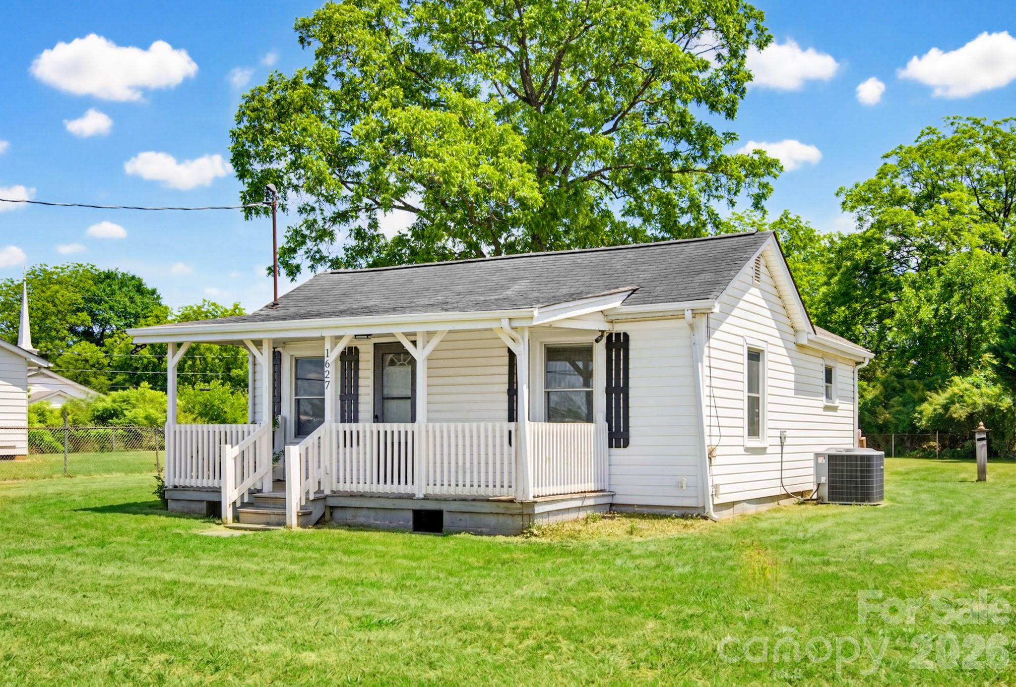 1627 Warren Avenue Gastonia NC 28054