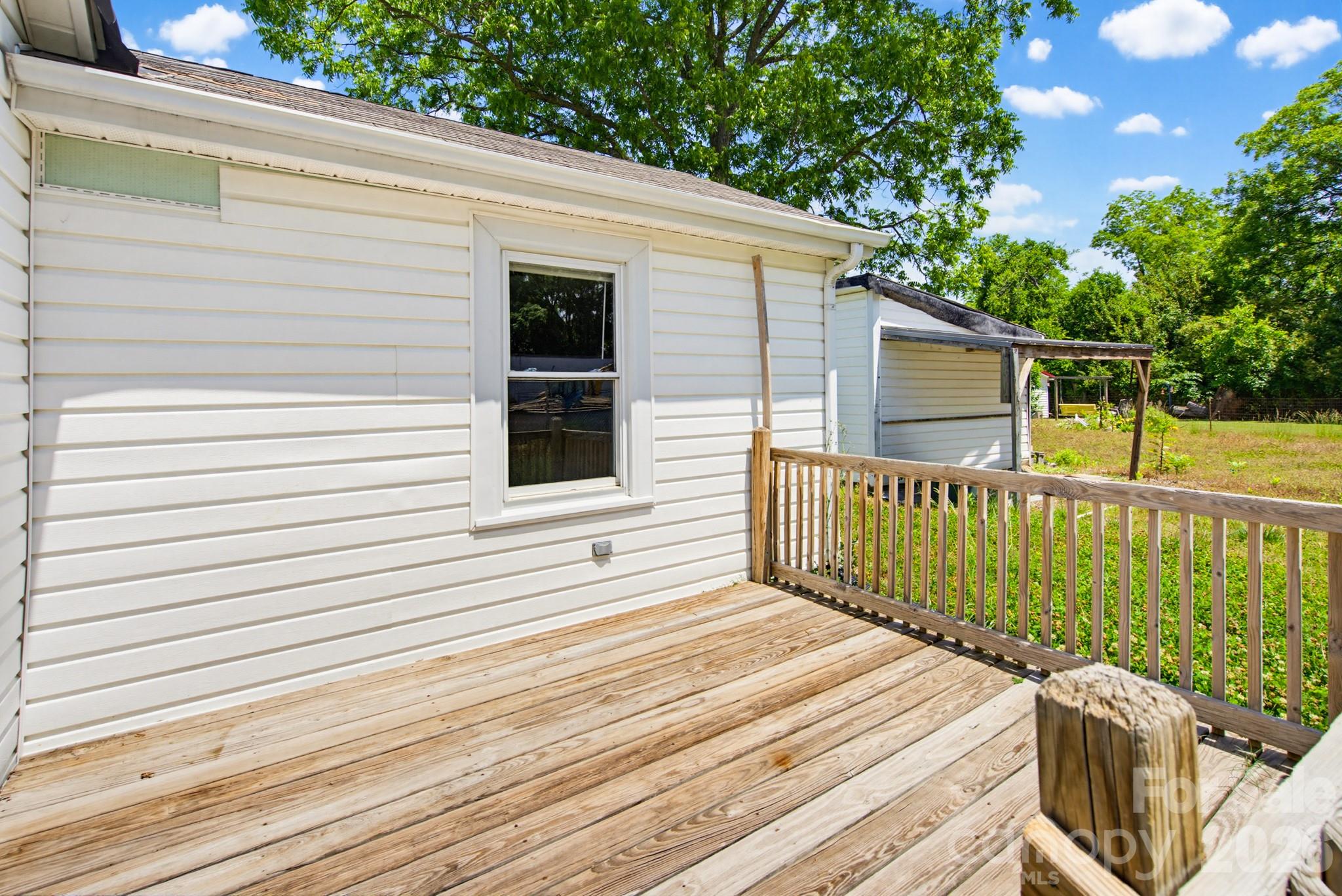 1627 Warren Avenue Gastonia NC 28054