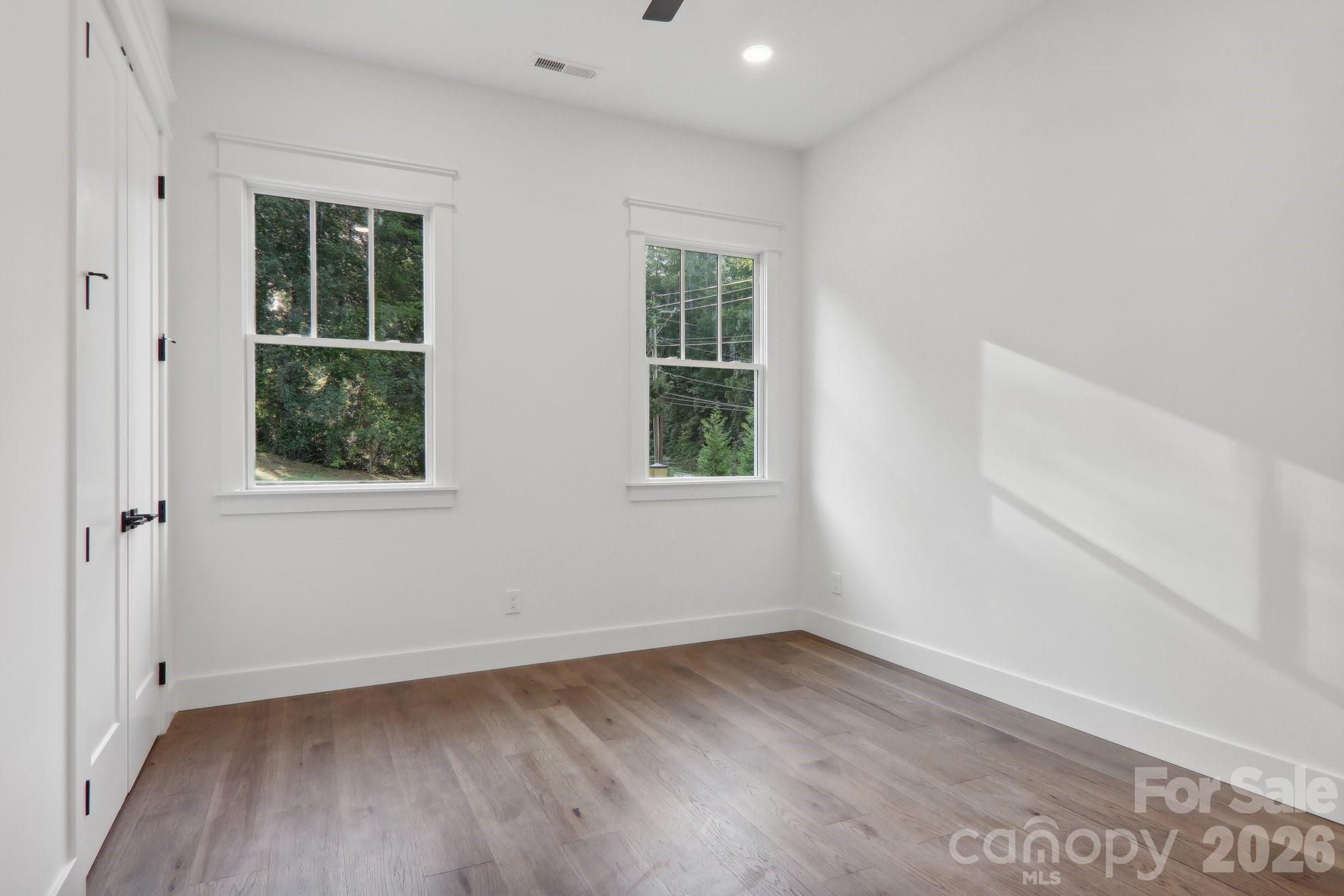 20 Maple Knoll Drive Hendersonville NC 28792