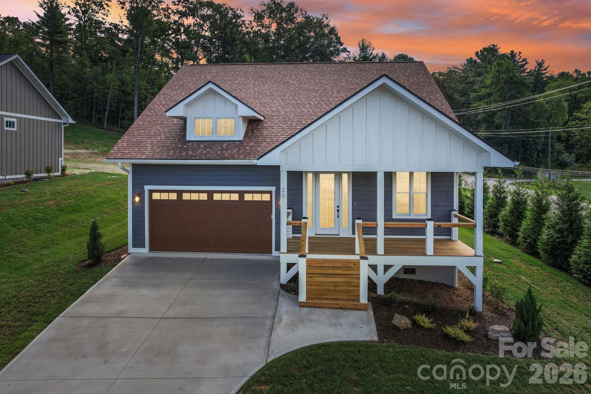 20 Maple Knoll Drive Hendersonville NC 28792