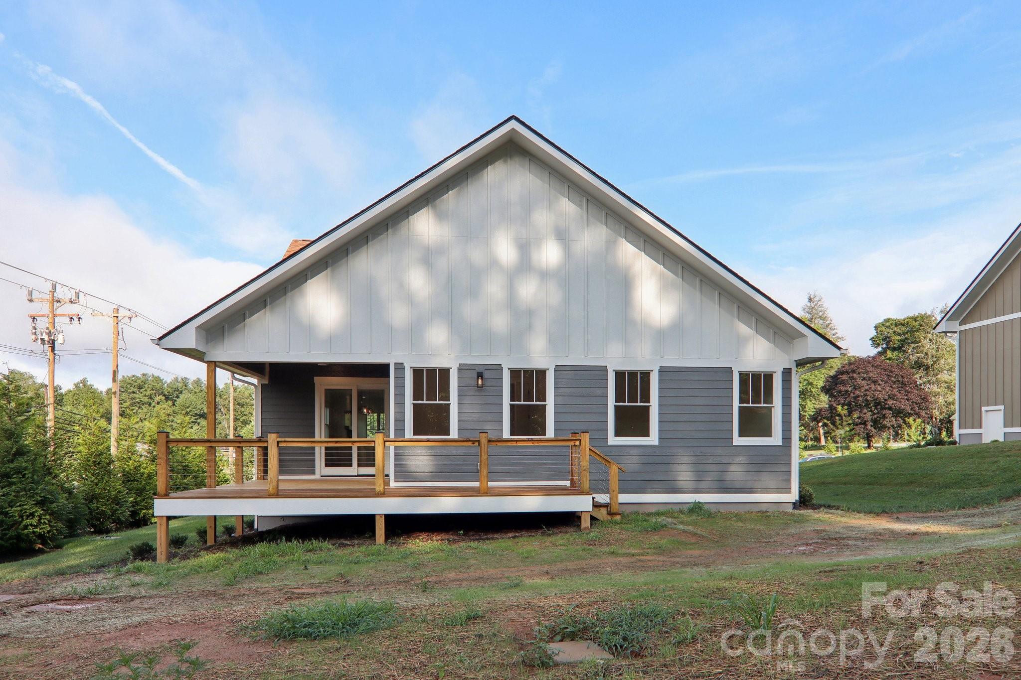 20 Maple Knoll Drive Hendersonville NC 28792