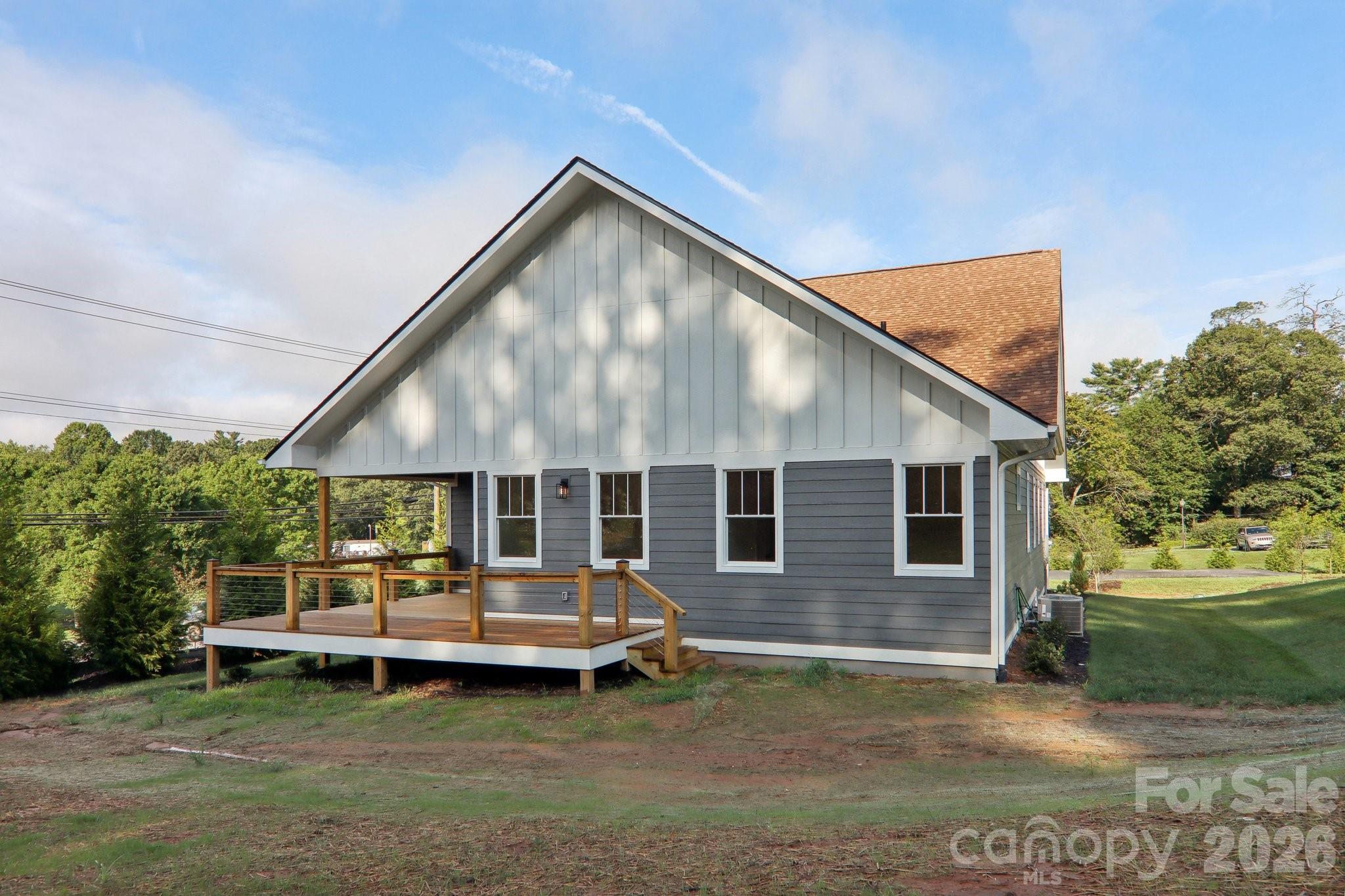 20 Maple Knoll Drive Hendersonville NC 28792