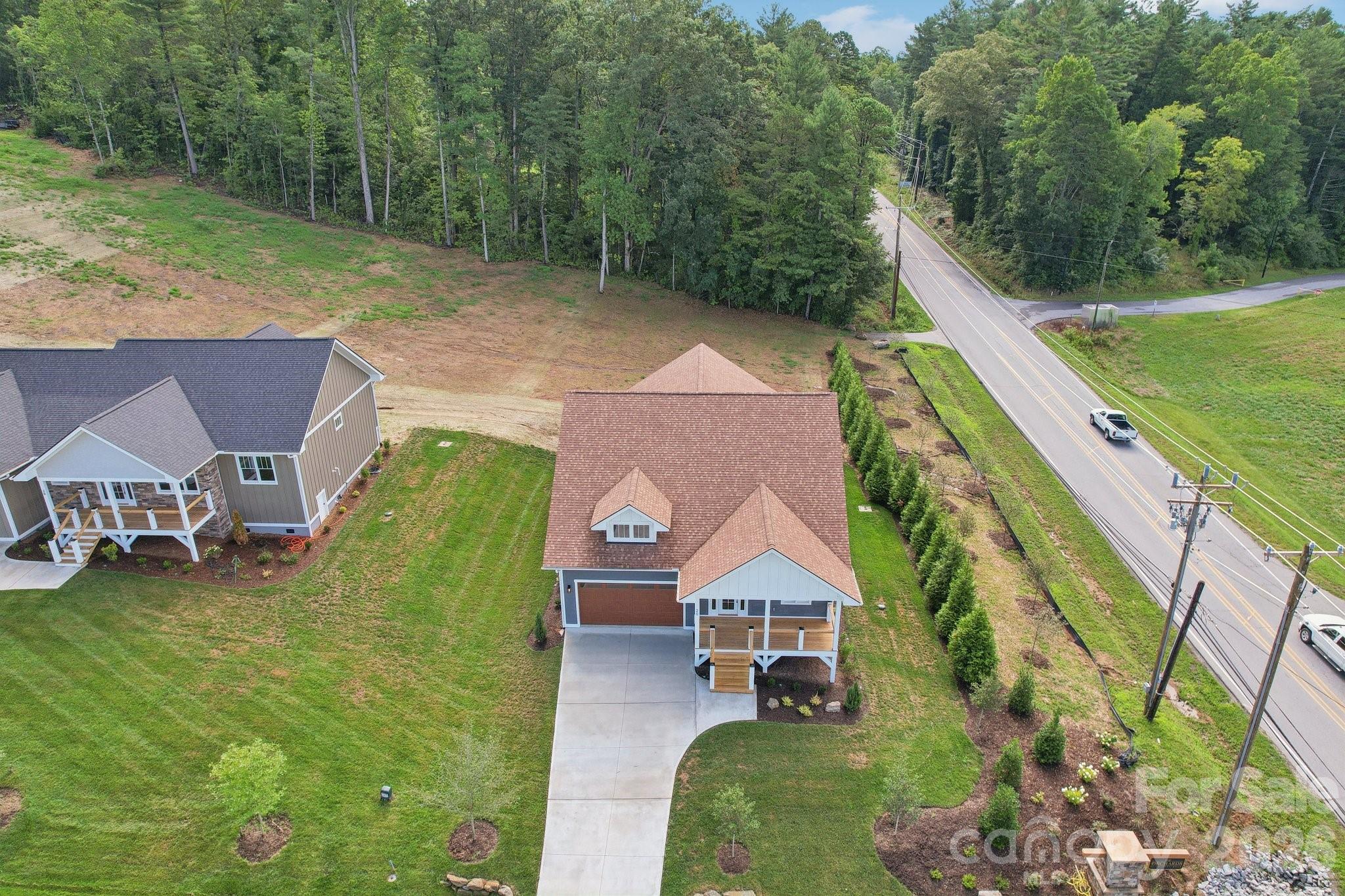 20 Maple Knoll Drive Hendersonville NC 28792