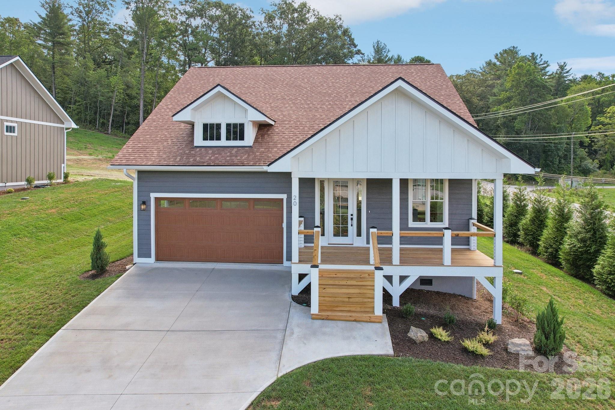 20 Maple Knoll Drive Hendersonville NC 28792