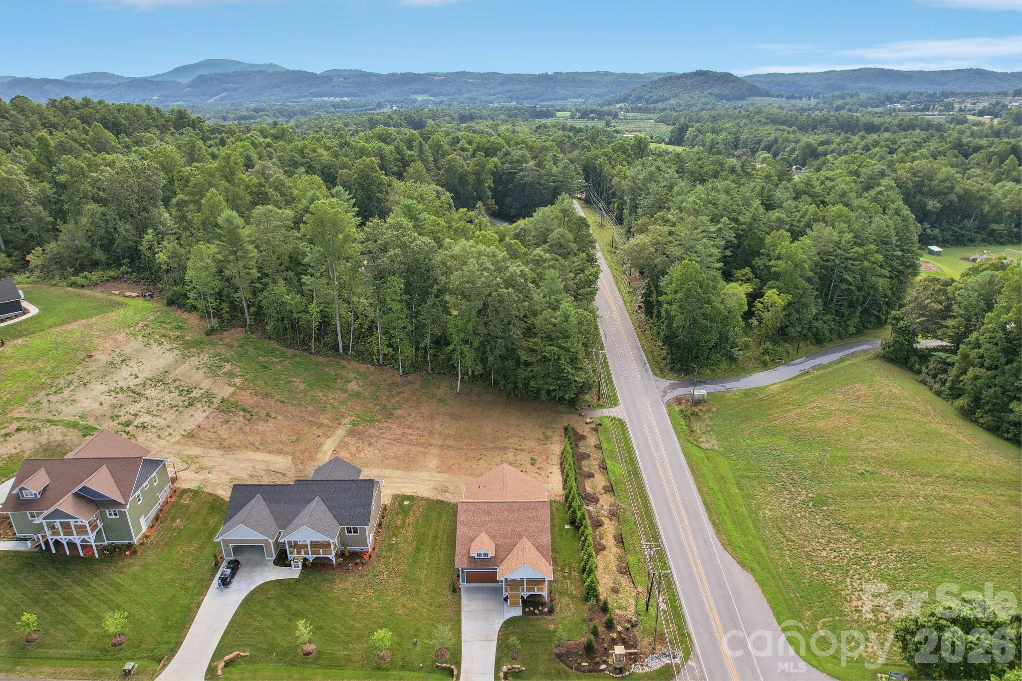 20 Maple Knoll Drive Hendersonville NC 28792