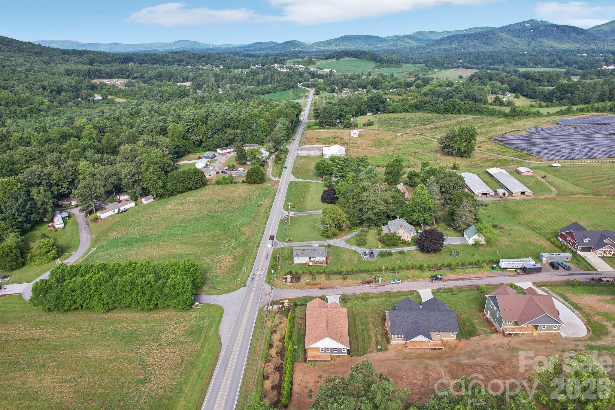 20 Maple Knoll Drive Hendersonville NC 28792
