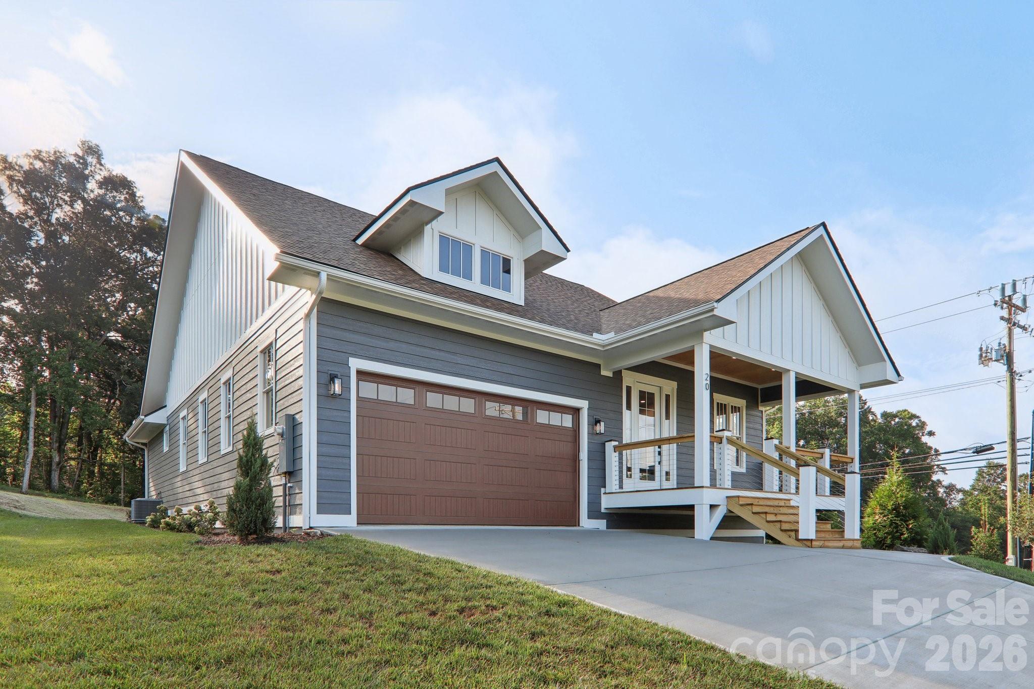 20 Maple Knoll Drive Hendersonville NC 28792