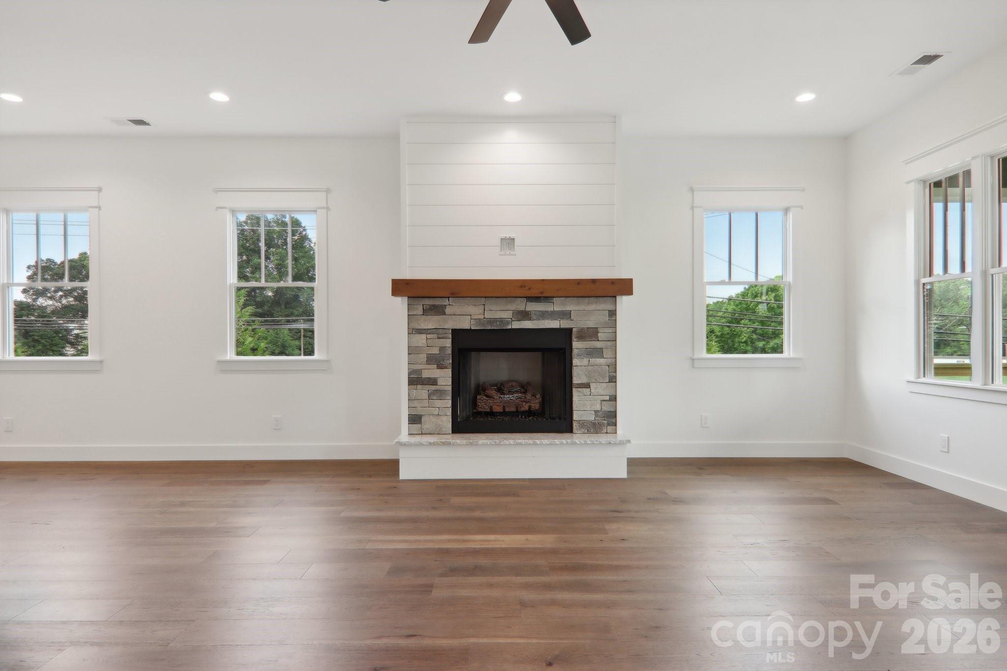 20 Maple Knoll Drive Hendersonville NC 28792
