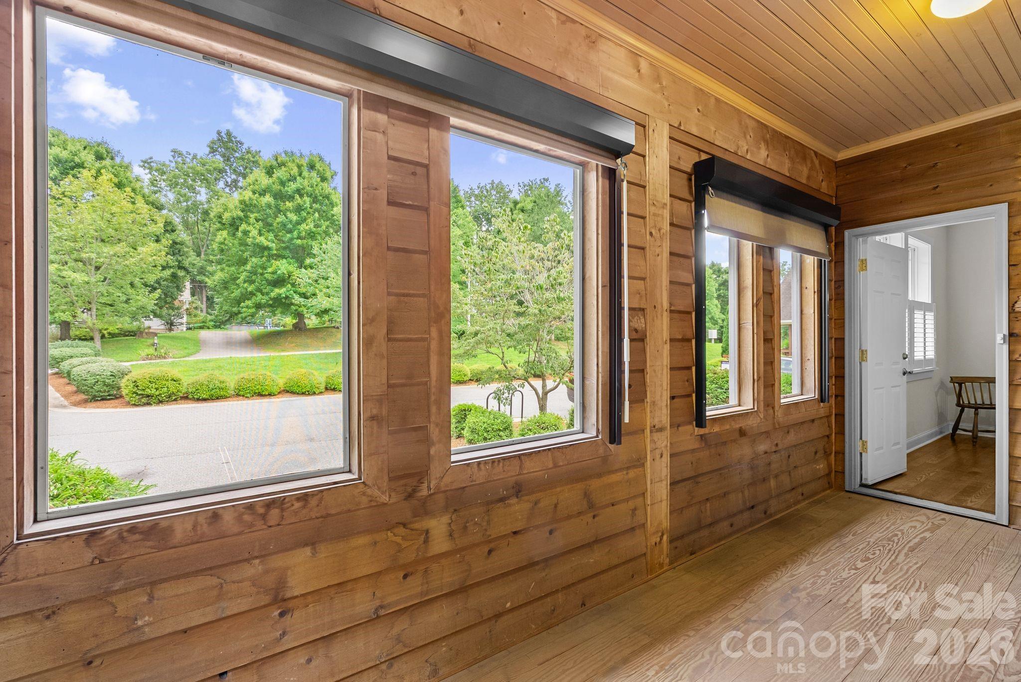 11 Myra Place Asheville NC 28806