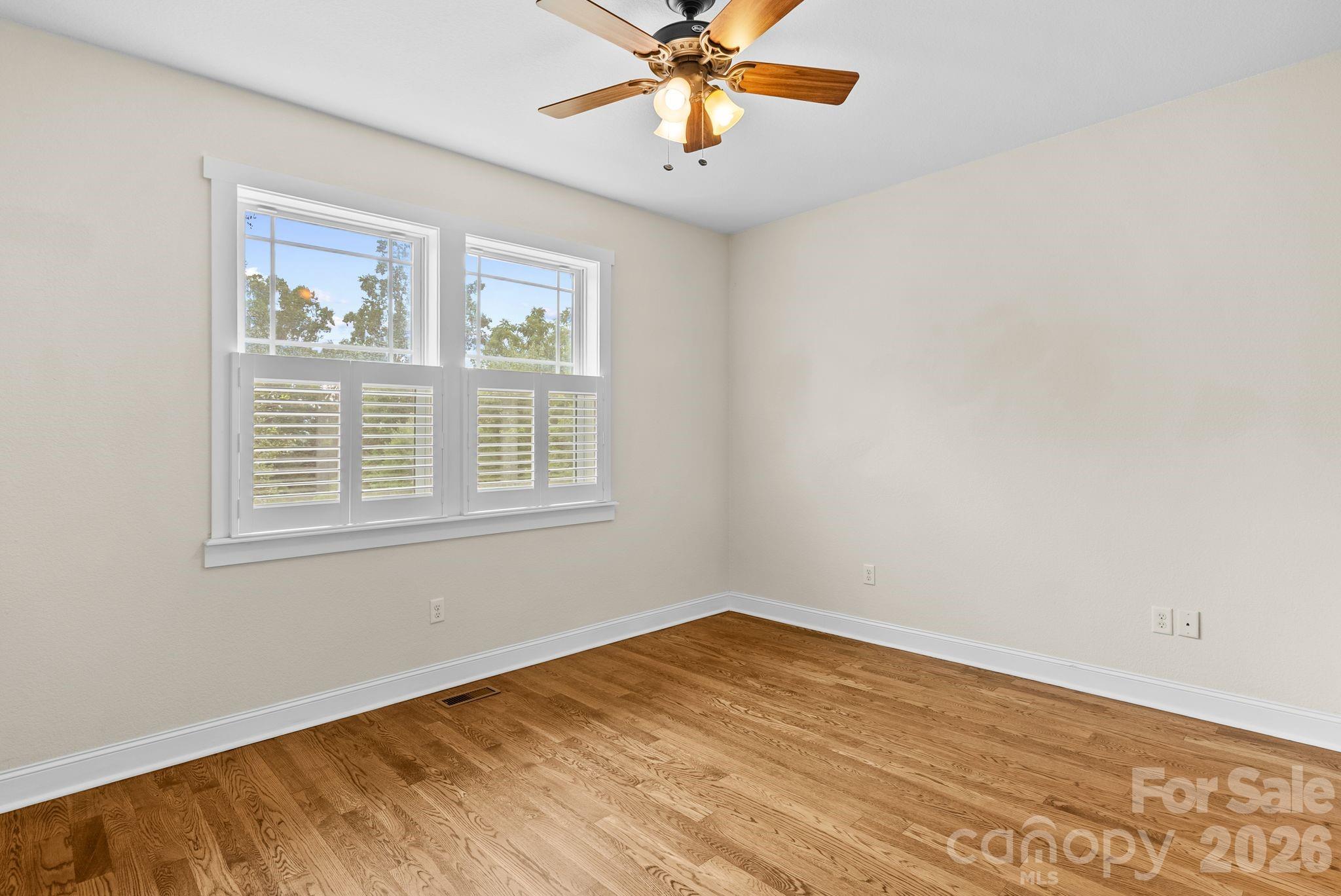 11 Myra Place Asheville NC 28806