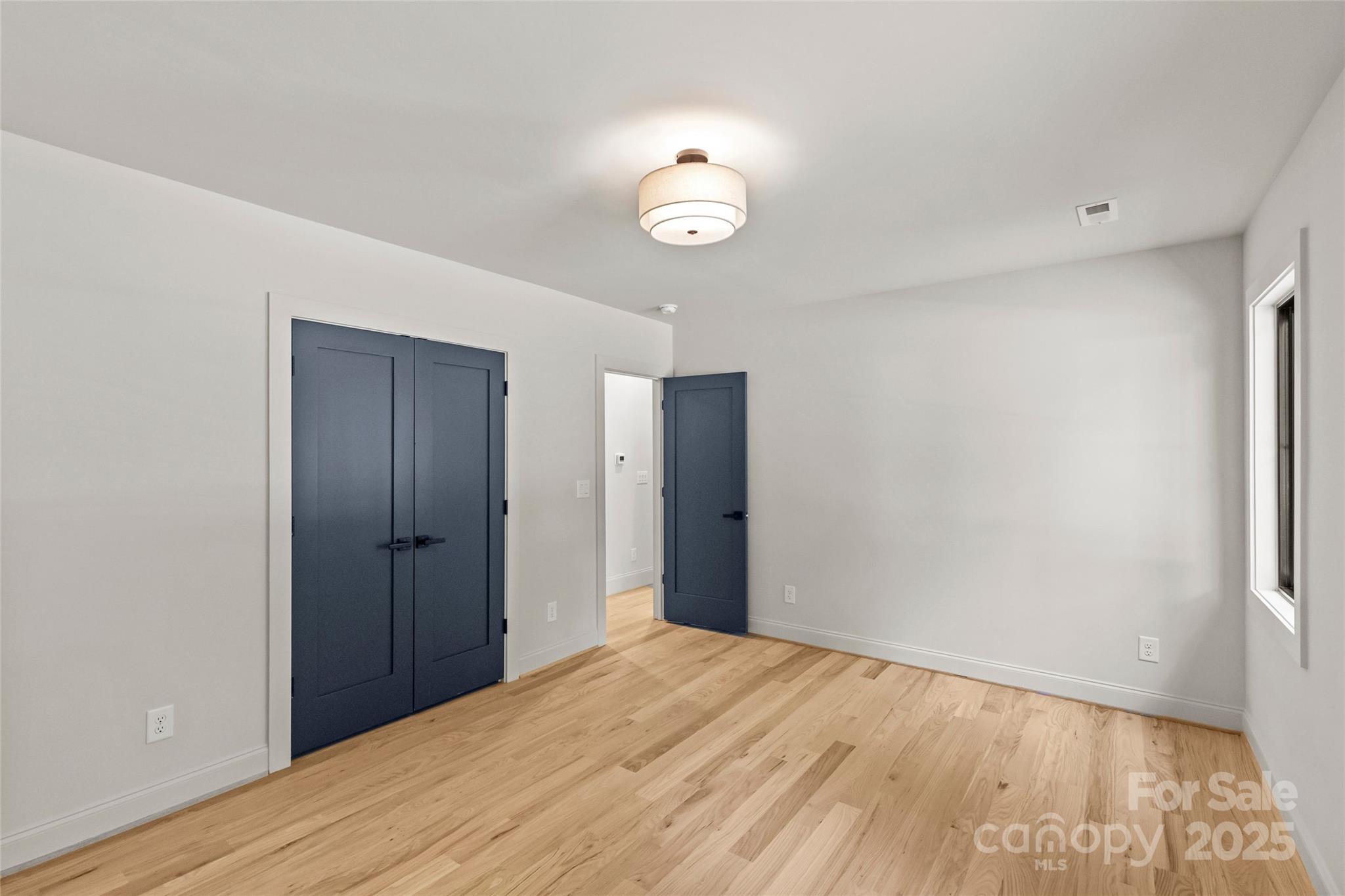 2525 Lumina Avenue Charlotte NC 28208