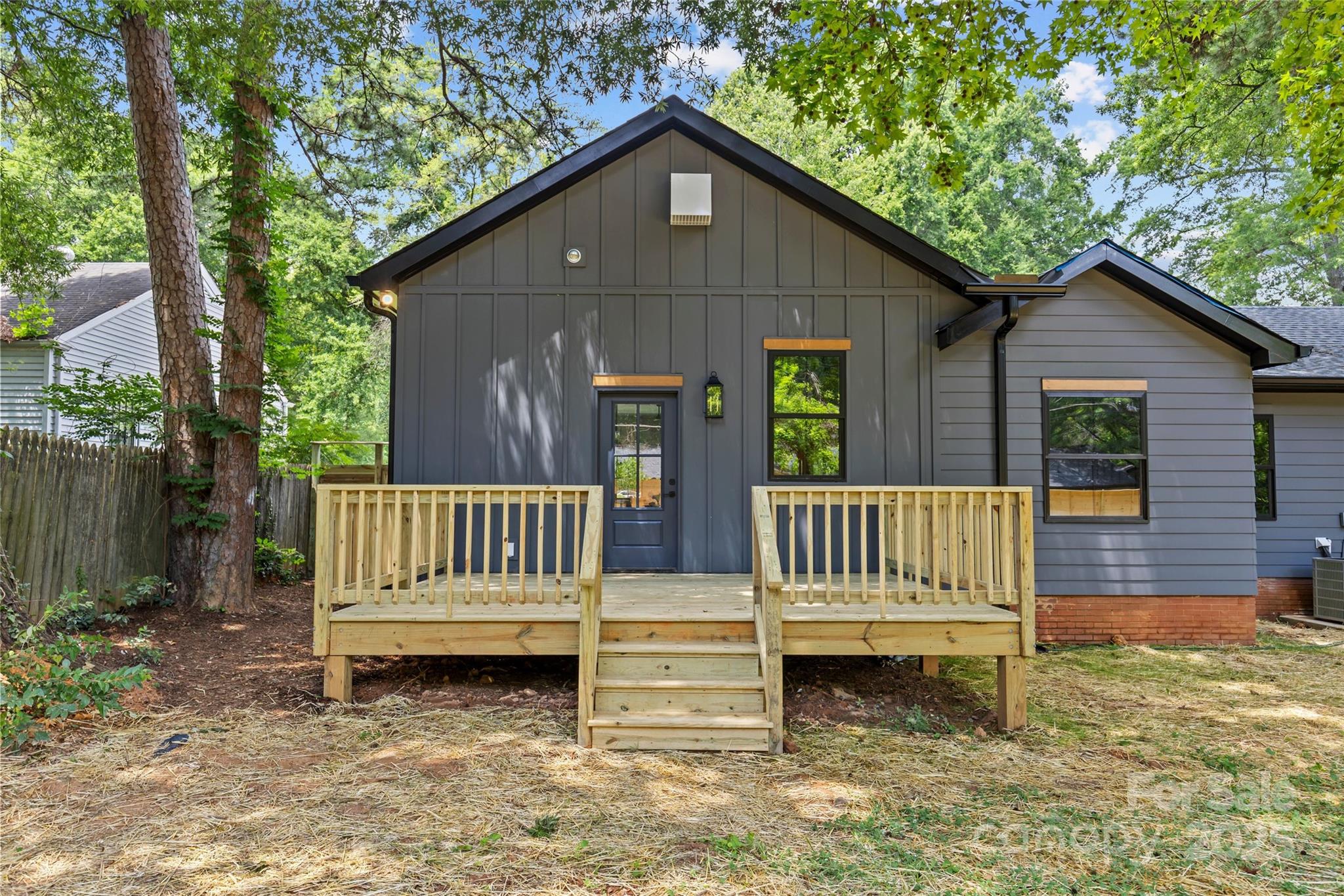 2525 Lumina Avenue Charlotte NC 28208
