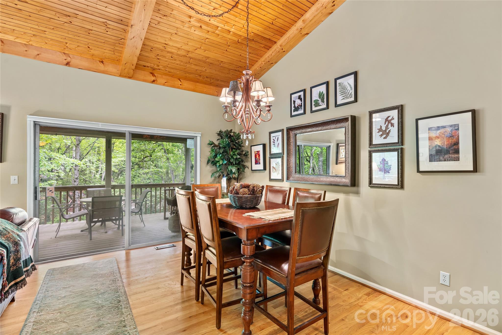 560 Toxaway Court Lake Toxaway NC 28747