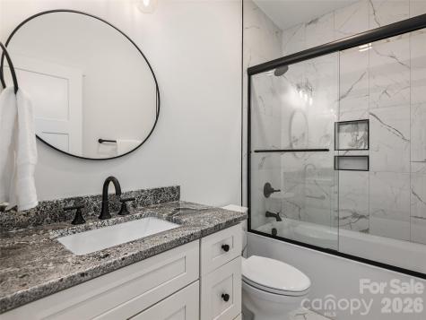 399 Crystal Heights Drive Hendersonville NC 28739