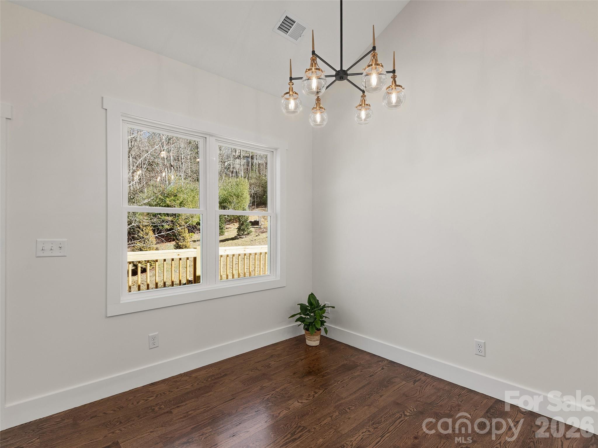 399 Crystal Heights Drive Hendersonville NC 28739