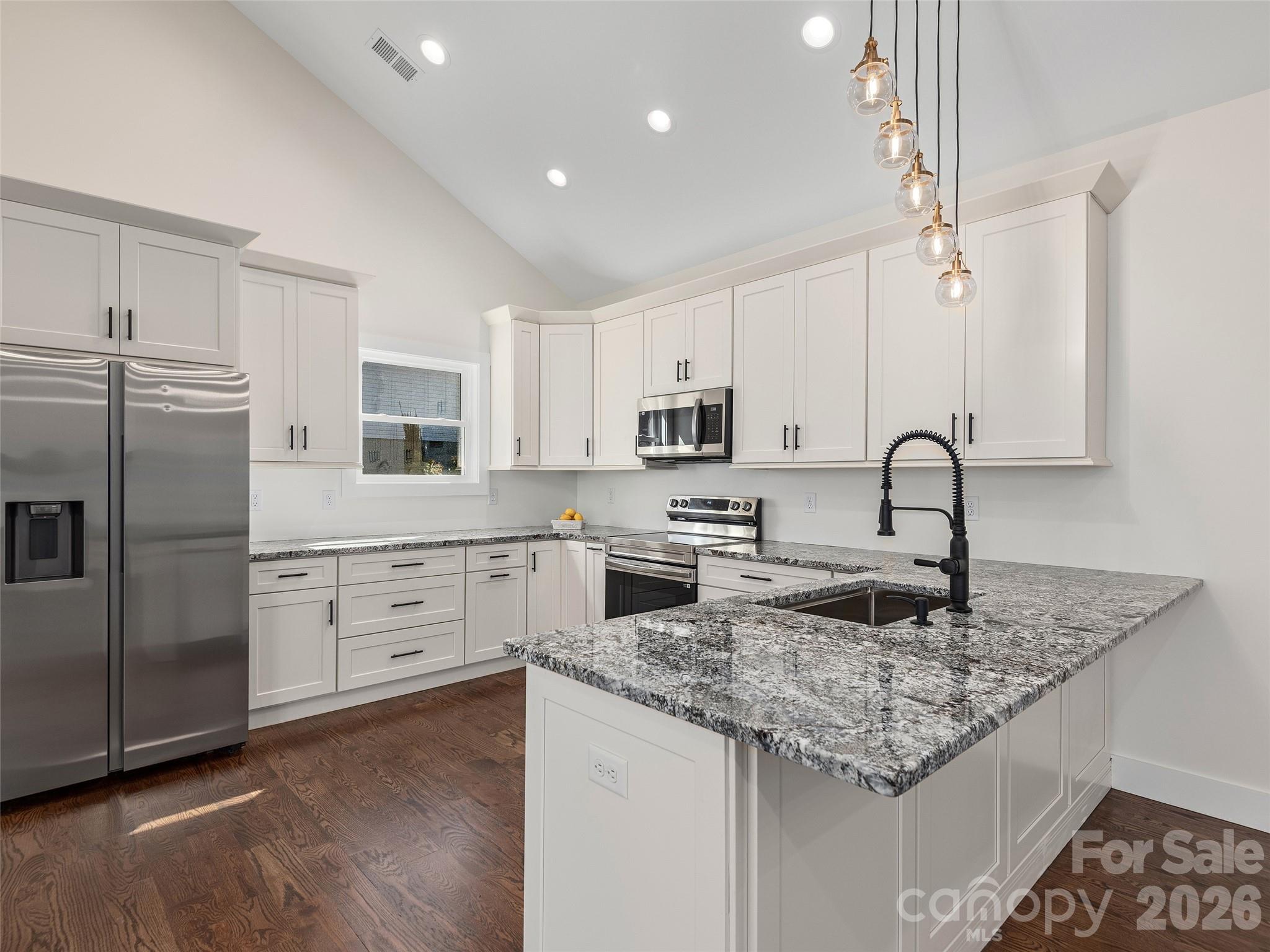 399 Crystal Heights Drive Hendersonville NC 28739