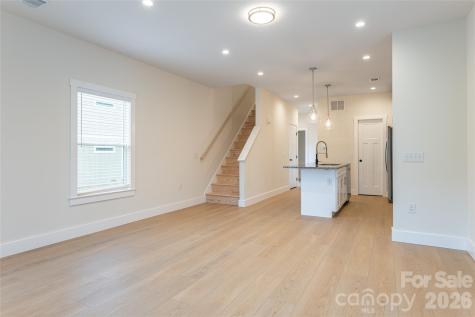 4 Wyndom Lane Asheville NC 28805