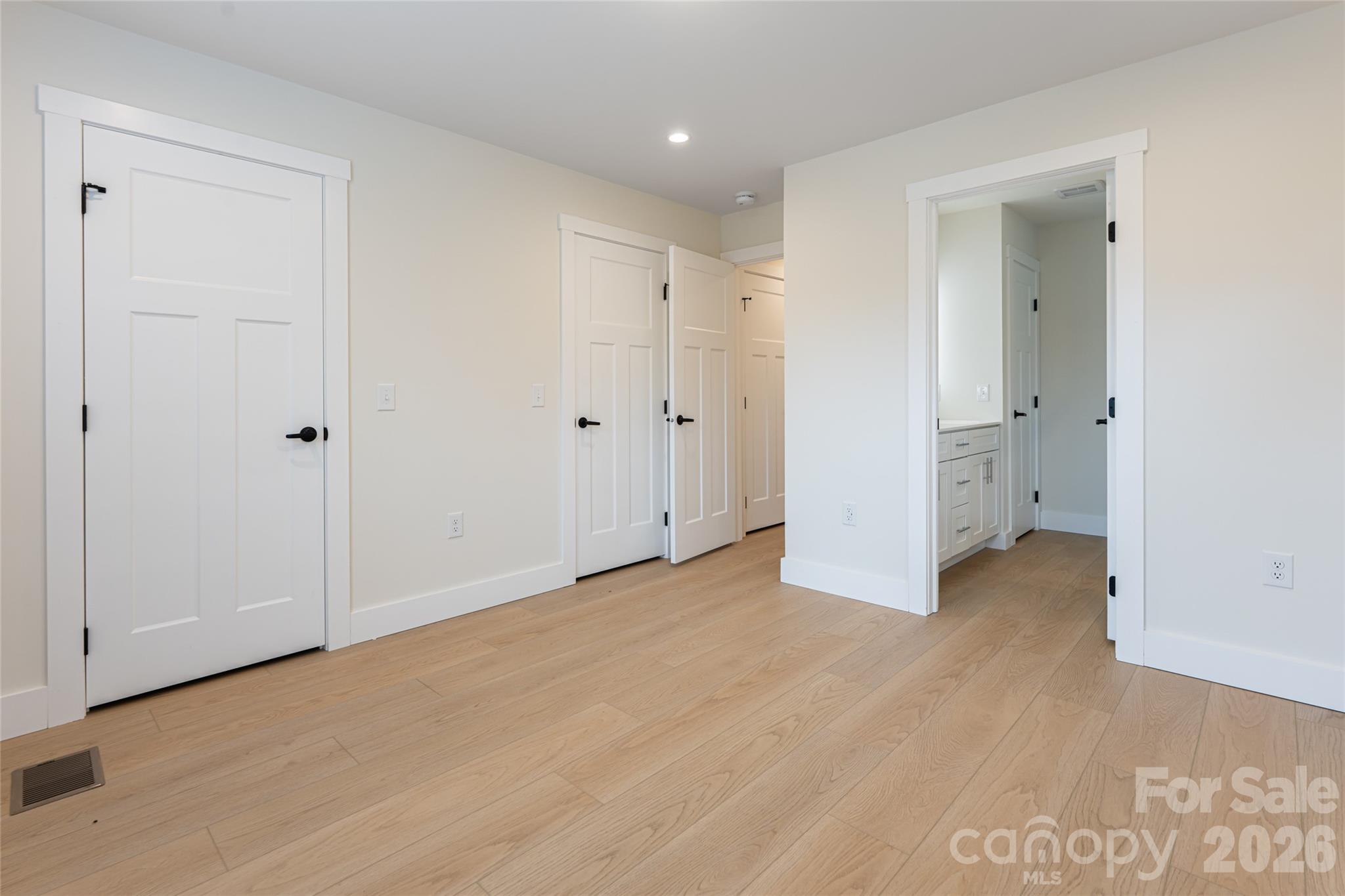 4 Wyndom Lane Asheville NC 28805