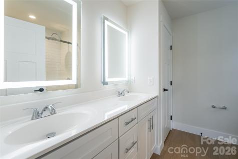 4 Wyndom Lane Asheville NC 28805