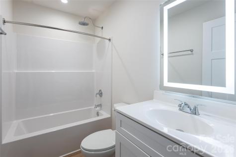 4 Wyndom Lane Asheville NC 28805