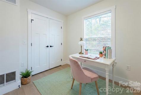 4 Wyndom Lane Asheville NC 28805