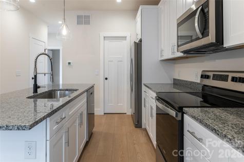 4 Wyndom Lane Asheville NC 28805