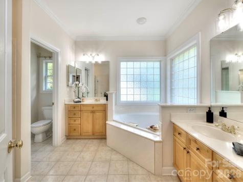 6316 Glengarrie Lane Huntersville NC 28078
