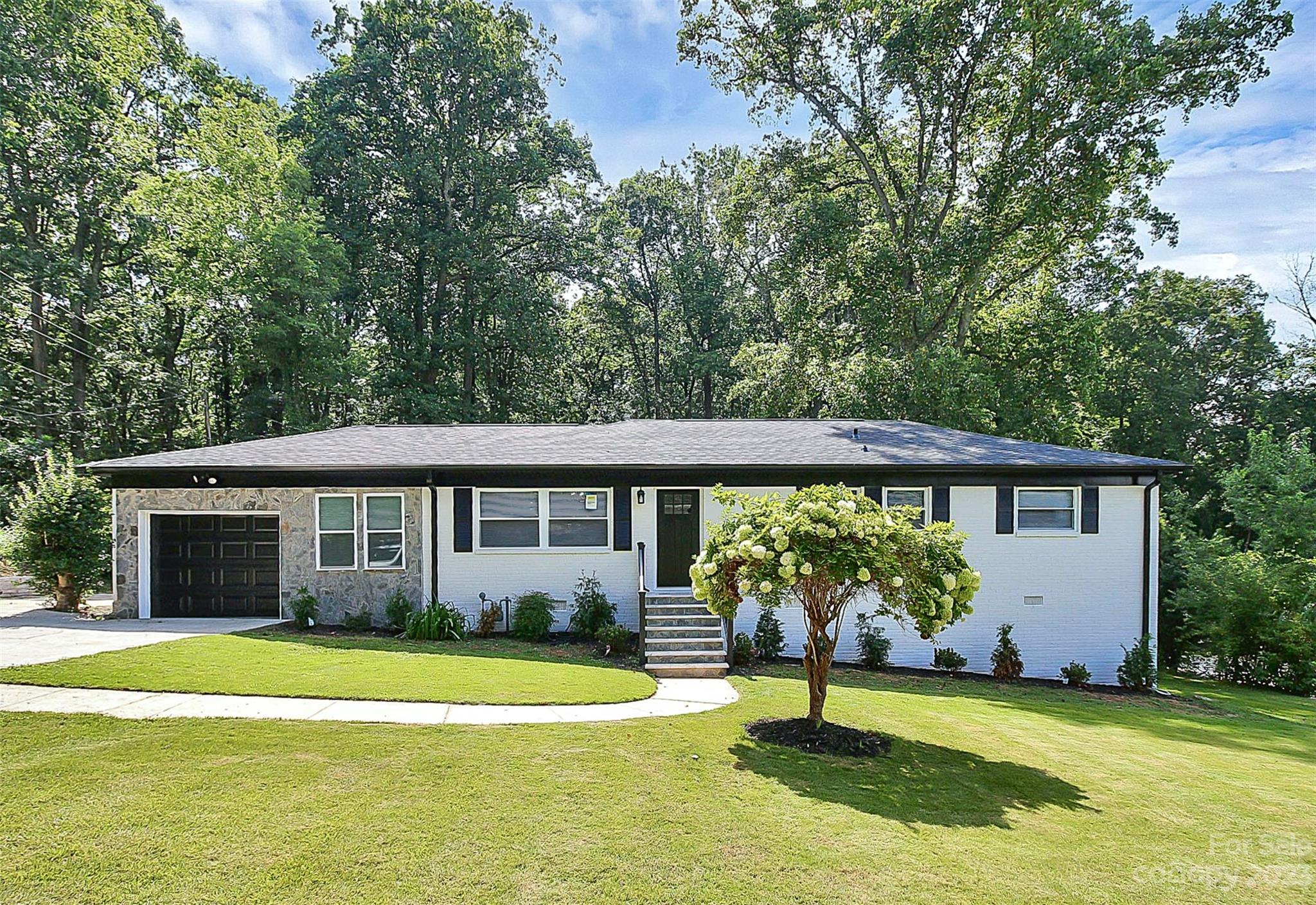 4937 Hoover Drive Charlotte NC 28269