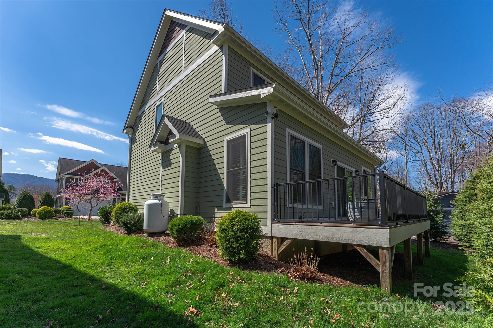 6 Gold Leaf Walk Way Black Mountain NC 28711