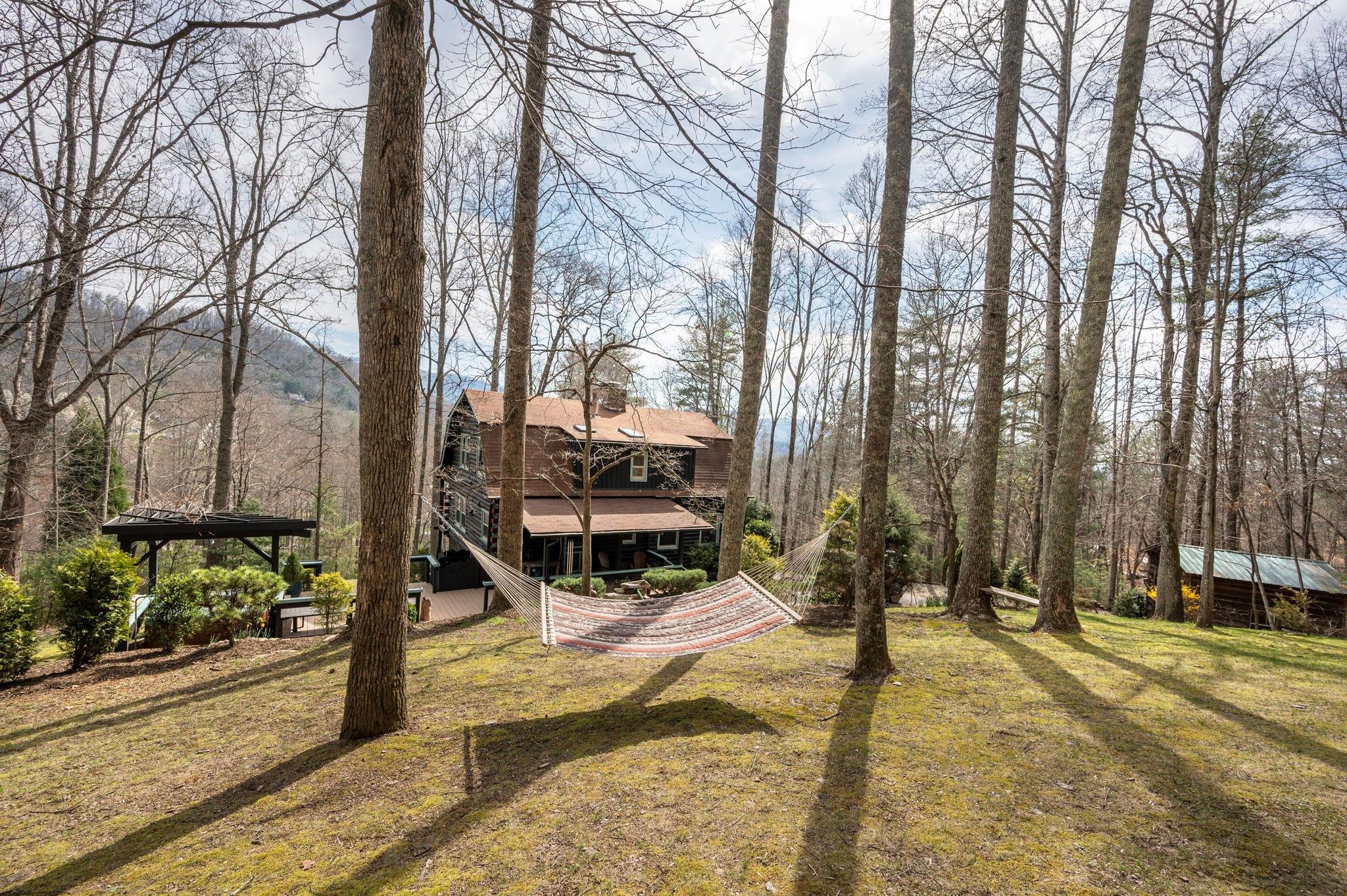 25 Dycus Drive Fairview NC 28730