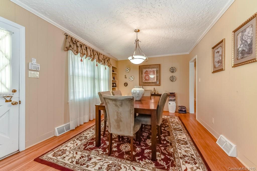 6029 Glenridge Road Charlotte NC 28211