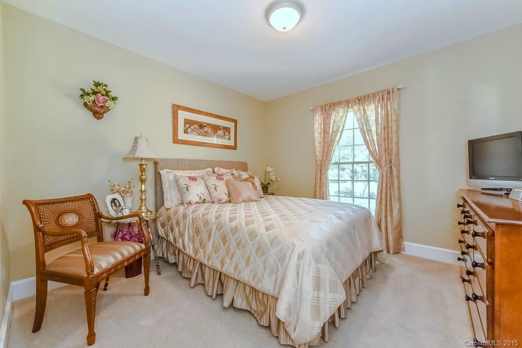 6029 Glenridge Road Charlotte NC 28211