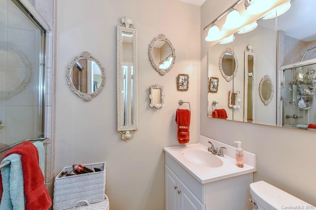 6029 Glenridge Road Charlotte NC 28211