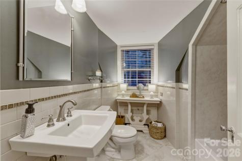 401 Highland Avenue SW Lenoir NC 28645