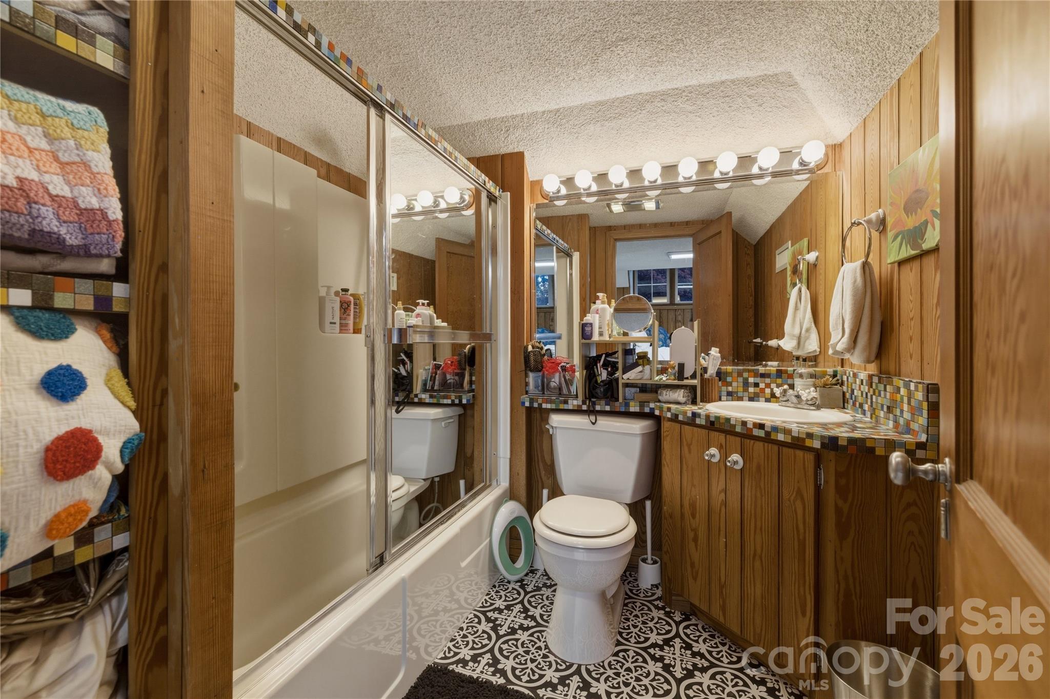 401 Highland Avenue SW Lenoir NC 28645
