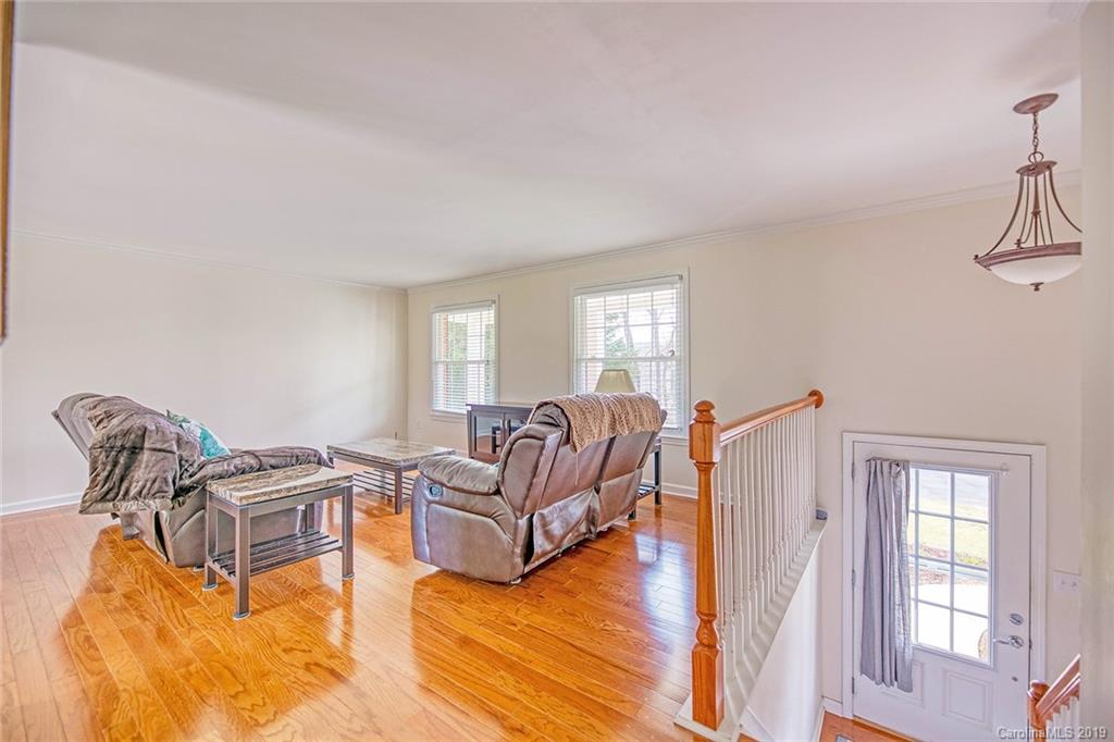 5909 Ryder Avenue Charlotte NC 28226