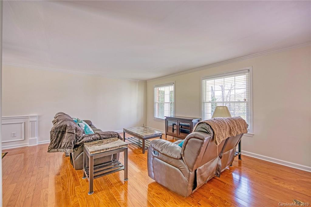 5909 Ryder Avenue Charlotte NC 28226