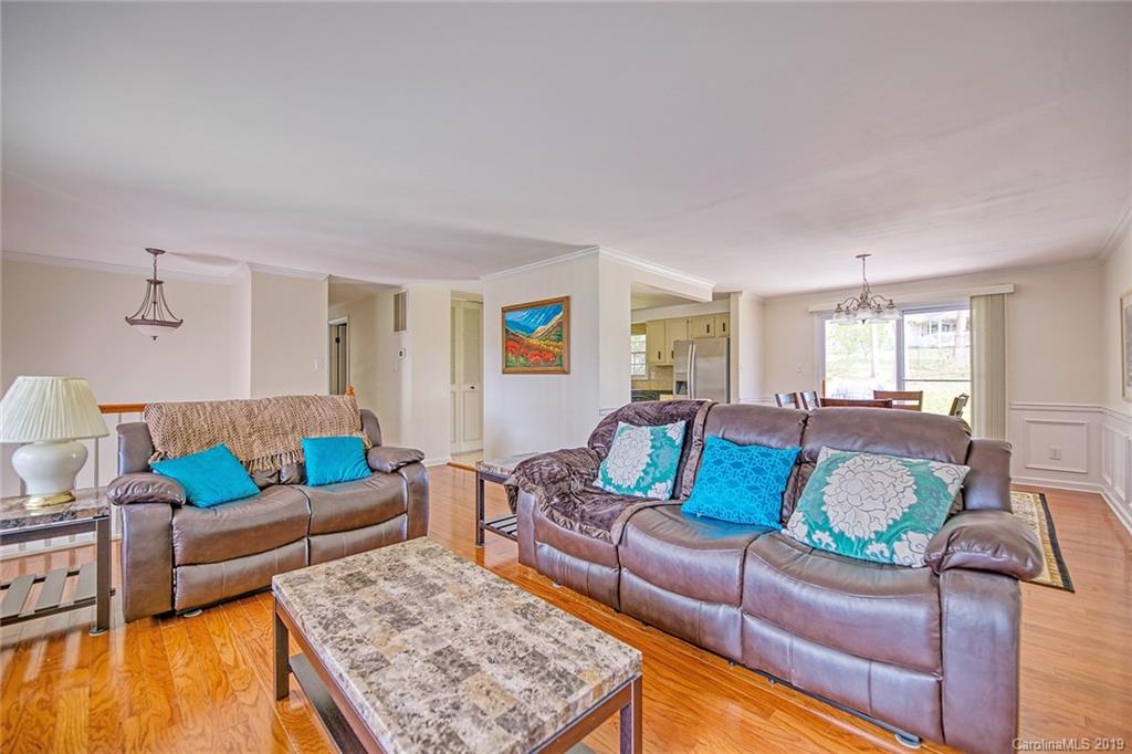 5909 Ryder Avenue Charlotte NC 28226