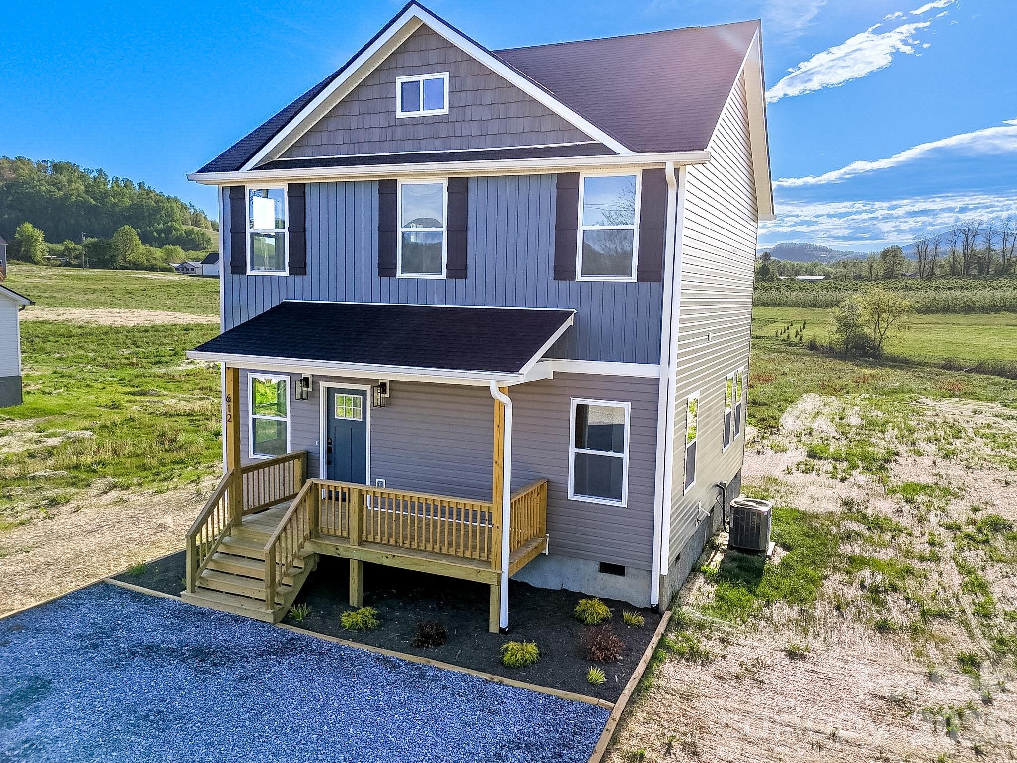 612 Beehive Road Hendersonville NC 28792
