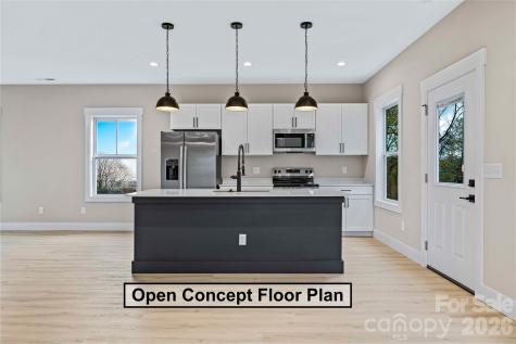 612 Beehive Road Hendersonville NC 28792